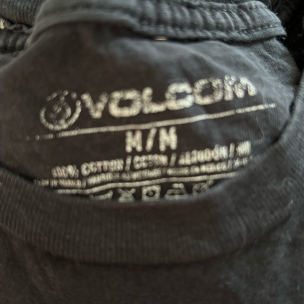 Volcom T-Shirt - Picture 2 of 2